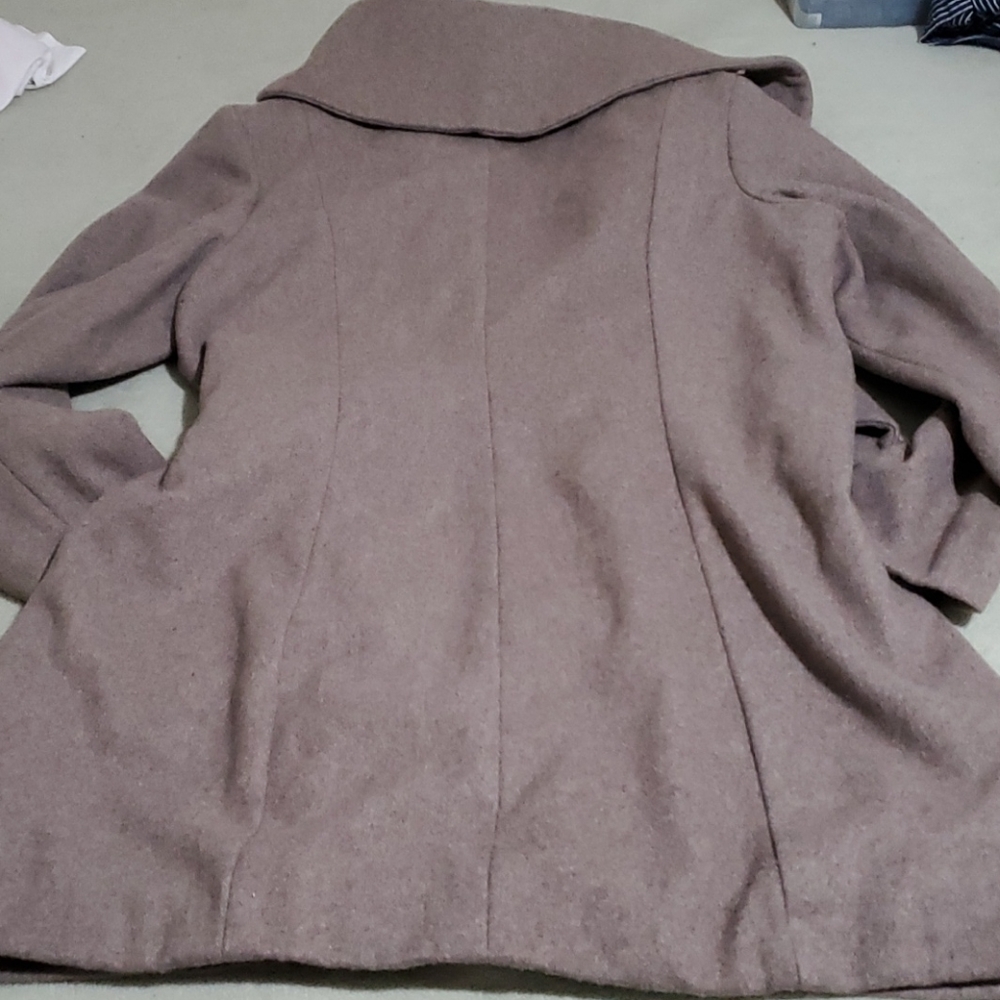 Coat - Picture 3 of 5